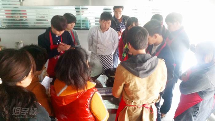 河南新乡学小吃培训哪里好_河南新乡小吃培训学校哪家好_新乡学小吃培训学校